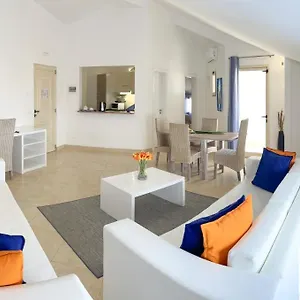 Branco - & Apart-hotel Santa Maria
