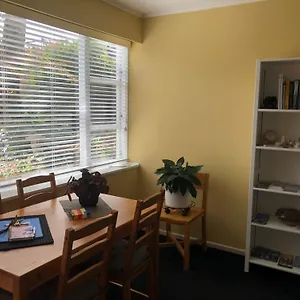 Apartment Close To Nature &, Wellington