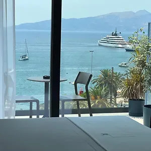 kristina-apartments.albaniahotels.org/